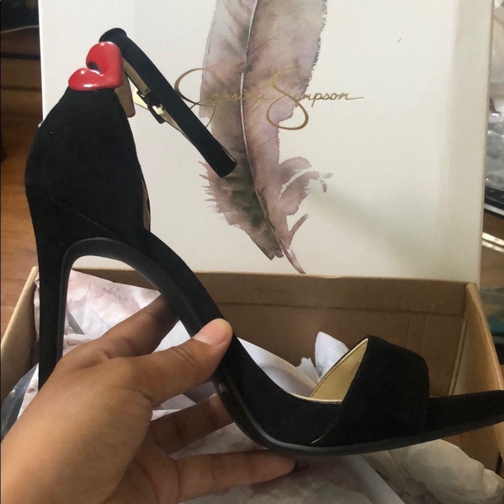 Jessica Simpson black NITB Reenah heels